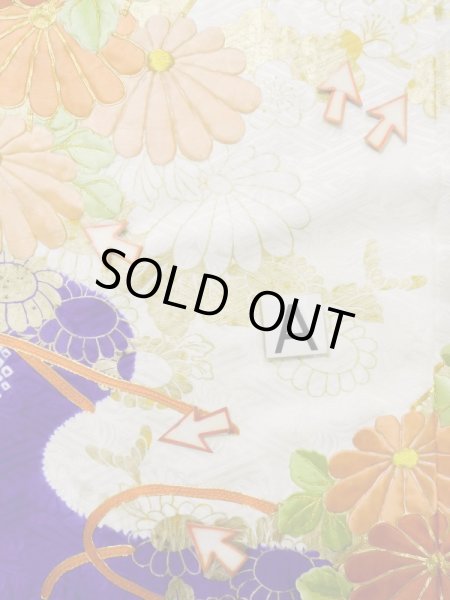 Photo20: L0727W Used Japanese women  White FURISODE long-sleeved / Silk. Chrysanthemum,   (Grade B) (20)