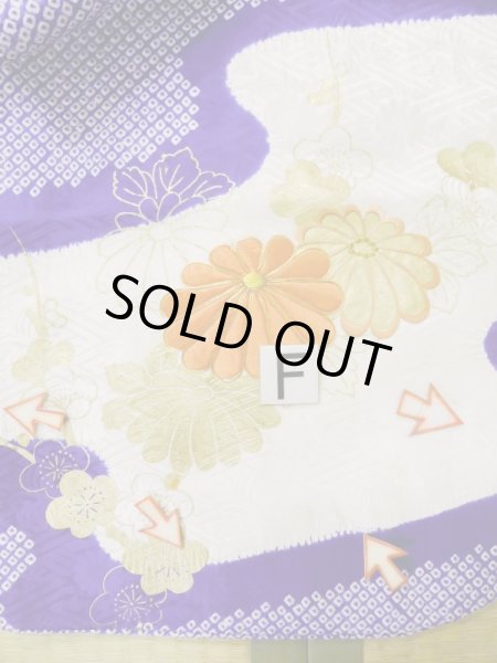 Photo25: L0727W Used Japanese women  White FURISODE long-sleeved / Silk. Chrysanthemum,   (Grade B) (25)