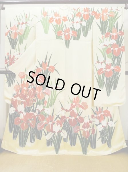 Photo3: L0727Y Used Japanese womenPale Light Yellow FURISODE long-sleeved / Silk. Iris, Rare design  (Grade C) (3)