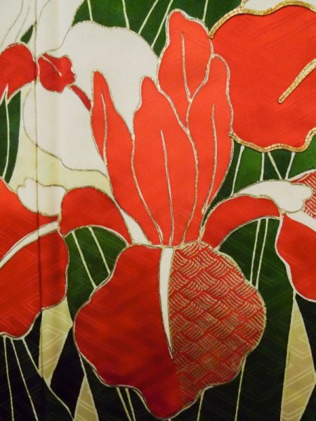 Photo11: L0727Y Used Japanese womenPale Light Yellow FURISODE long-sleeved / Silk. Iris, Rare design  (Grade C) (11)