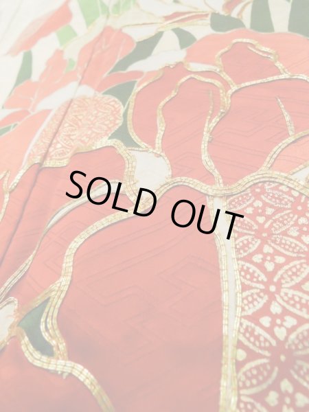 Photo14: L0727Y Used Japanese womenPale Light Yellow FURISODE long-sleeved / Silk. Iris, Rare design  (Grade C) (14)