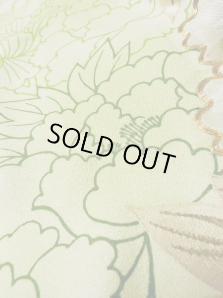 Photo13: L0728C Used Japanese women Light Yellowish Green FURISODE long-sleeved / Silk. Peony   (Grade B) (13)
