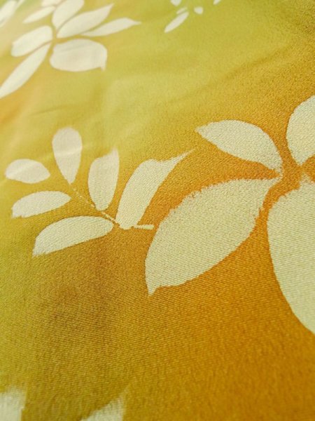 Photo9: L0803L Used Japanese womenPale Brownish Orange HAORI short jacket / Silk. Leaf,   (Grade B) (9)