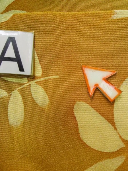 Photo14: L0803L Used Japanese womenPale Brownish Orange HAORI short jacket / Silk. Leaf,   (Grade B) (14)