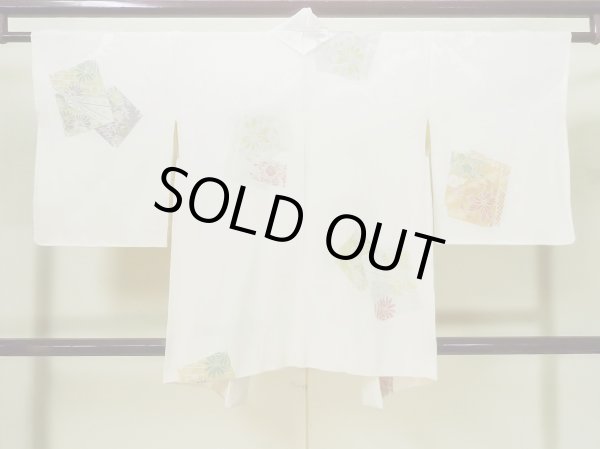 Photo3: L0803Q Used Japanese women  White HAORI short jacket / Silk. Flower,   (Grade C) (3)