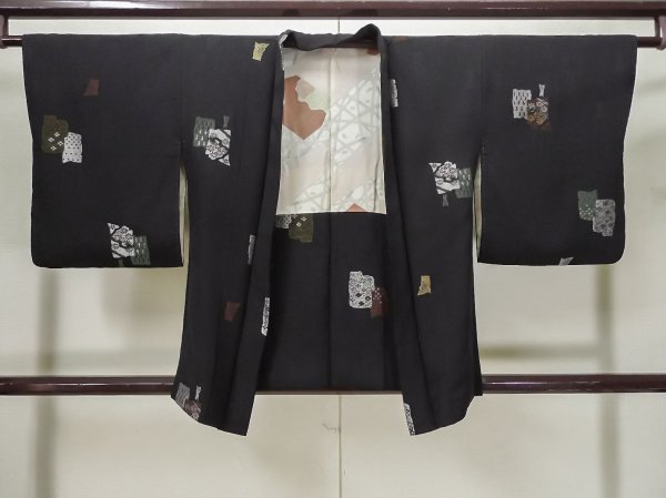 Photo1: L0803U Used Japanese women  Black HAORI short jacket / Silk. Flower,   (Grade B) (1)