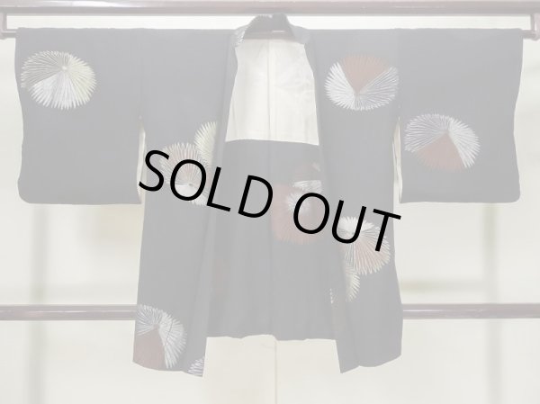 Photo1: L0803V Used Japanese women  Black HAORI short jacket / Silk. Chrysanthemum   (Grade B) (1)