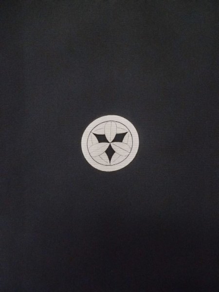 Photo4: L0824B Used Japanese men  Black Men's Haori / Silk.    (Grade D) (4)