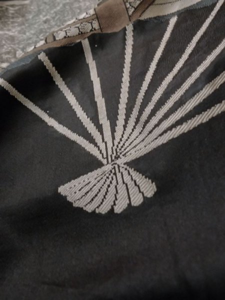 Photo11: L0824B Used Japanese men  Black Men's Haori / Silk.    (Grade D) (11)