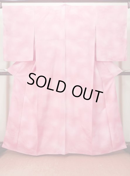 Photo1: L0826O Used Japanese women Light Pink IROMUJI plain colored / Silk. Gradation   (Grade B) (1)