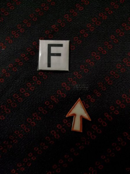 Photo17: L0908D Used Japanese women  Black HAORI short jacket / Silk. Dapple pattern   (Grade C) (17)