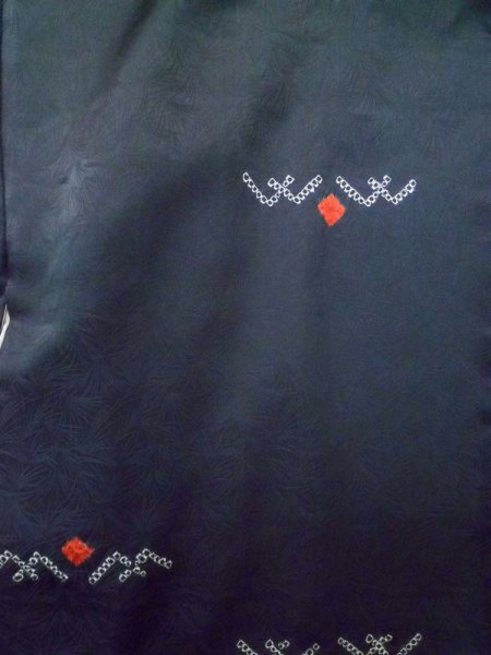 Photo3: Mint L0914D Used Japanese women  Black HAORI short jacket / Silk. Abstract pattern   (Grade A) (3)