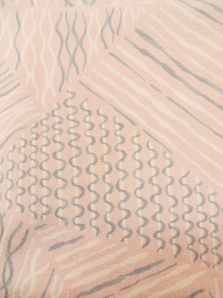 Photo6: L0914S Used Japanese women  Pink HAORI short jacket / Silk. Wave,   (Grade D) (6)