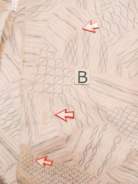 Photo15: L0914S Used Japanese women  Pink HAORI short jacket / Silk. Wave,   (Grade D) (15)