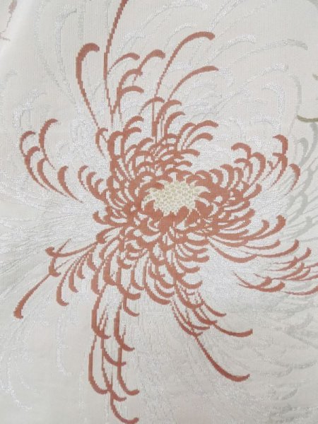 Photo6: L0914T Used Japanese women  Off White HAORI short jacket / Silk. Chrysanthemum,   (Grade C) (6)