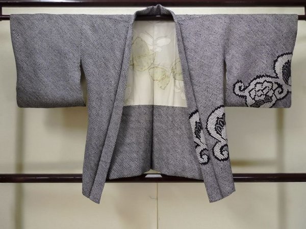 Photo1: L0915B Used Japanese women  Black HAORI short jacket / Silk. Flower,   (Grade B) (1)