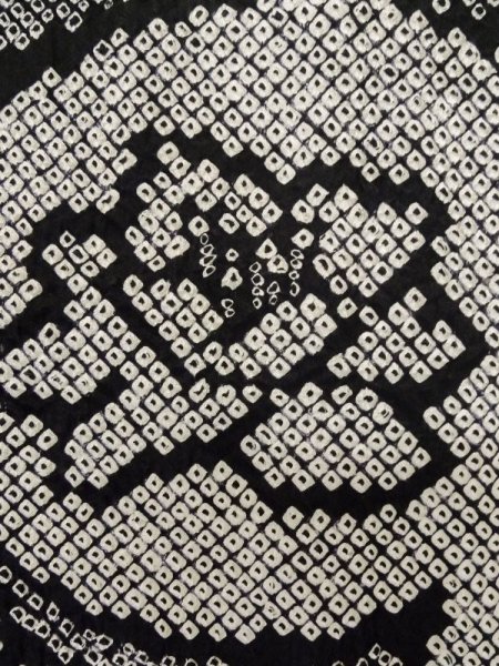 Photo4: L0915B Used Japanese women  Black HAORI short jacket / Silk. Flower,   (Grade B) (4)