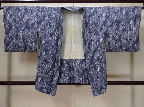 Photo1: L0915C Used Japanese women Pale Light Blue HAORI short jacket / Silk. Leaf   (Grade B) (1)