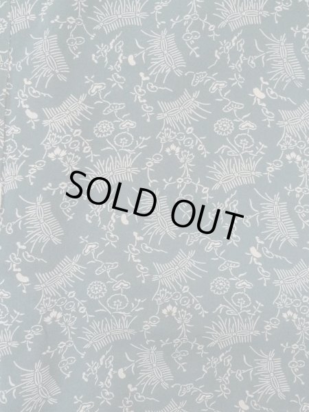 Photo3: L0921E Used Japanese women Pale Blue HAORI short jacket / Silk. Flower,   (Grade B) (3)