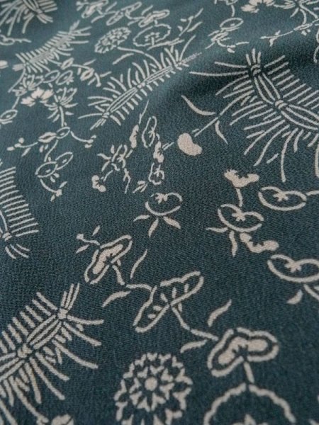 Photo8: L0921E Used Japanese women Pale Blue HAORI short jacket / Silk. Flower,   (Grade B) (8)