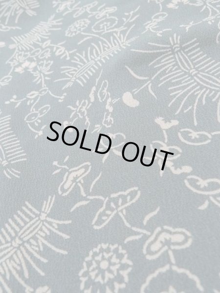 Photo8: L0921E Used Japanese women Pale Blue HAORI short jacket / Silk. Flower,   (Grade B) (8)