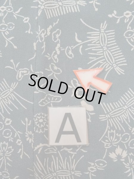 Photo14: L0921E Used Japanese women Pale Blue HAORI short jacket / Silk. Flower,   (Grade B) (14)