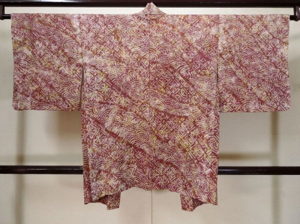 Photo2: L0921F Vintage Japanese women  Pale Purple HAORI short jacket / Silk. Lozenges,   (Grade A) (2)