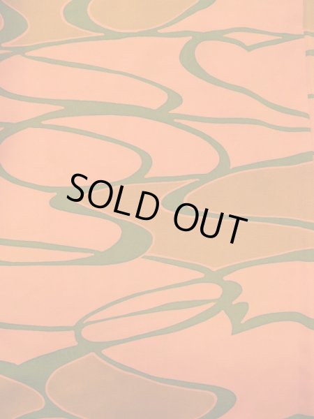 Photo4: Mint L0921R Used Japanese women Pale Orange HAORI short jacket / Silk. Abstract pattern   (Grade A+) (4)