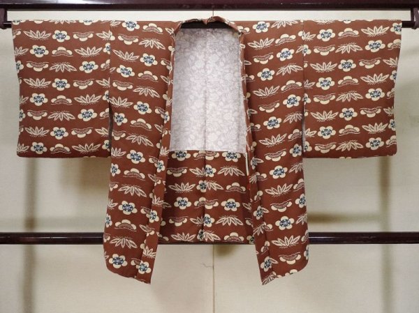Photo1: L0921X Used Japanese women Pale Brown HAORI short jacket / Silk. Flower,   (Grade C) (1)