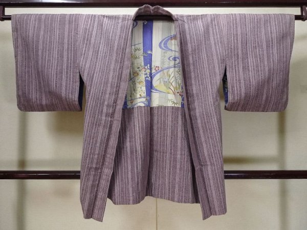 Photo1: Mint L0921Y Used Japanese womenPale Brownish Purple HAORI short jacket / Silk. Abstract pattern   (Grade B) (1)