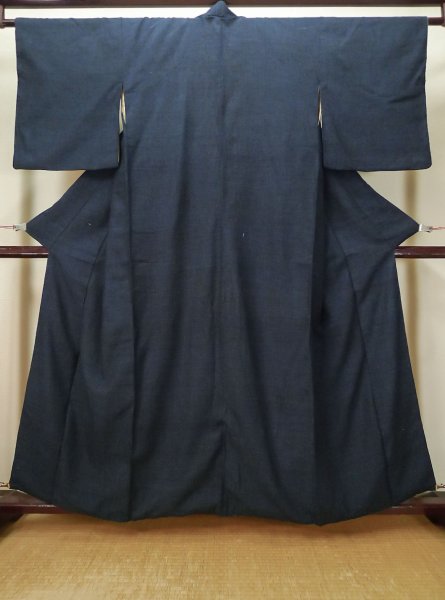 Photo1: L1019G Used Japanese women Dark Blue TSUMUGI pongee / Silk.    (Grade B) (1)