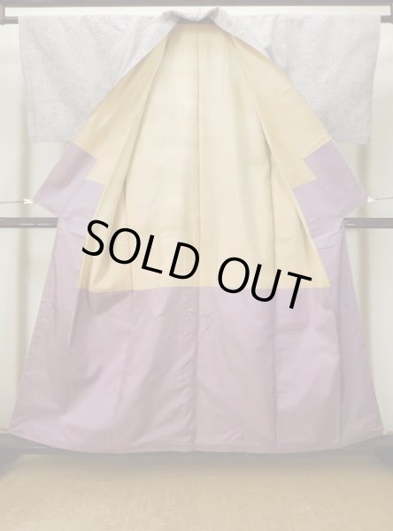 Photo2: L1019H Used Japanese womenPale Light Purple TSUMUGI pongee / Silk. Abstract pattern   (Grade C) (2)