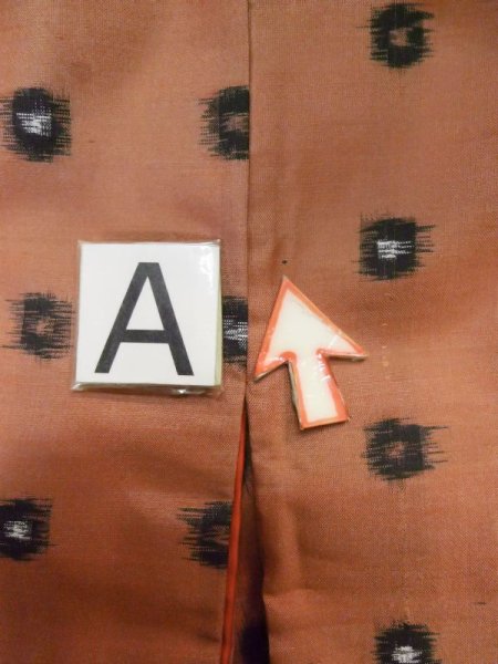 Photo12: L1019N Used Japanese womenPale Dark Pink TSUMUGI pongee / Silk. Circle   (Grade D) (12)