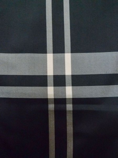 Photo5: L1019Q Used Japanese women  Black TSUMUGI pongee / Silk. Plaid Checks The lining has many soils, stains or turned a bit yellow.  (Grade C) (5)