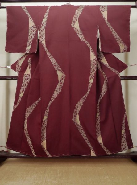 Photo1: L1019V Used Japanese women  Dark Red ORI woven / Silk. Geometrical pattern,   (Grade B) (1)