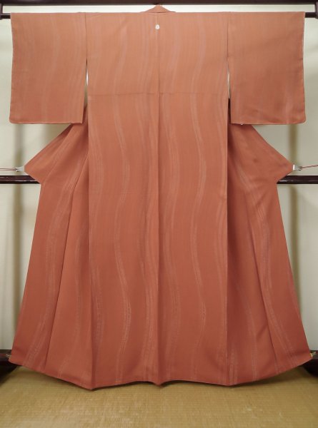 Photo1: L1019W Used Japanese women Pale Coral IROMUJI plain colored / Silk.    (Grade B) (1)