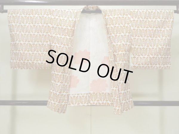 Photo1: Mint L1026D Used Japanese womenPale Light Gray HAORI short jacket / Silk. Abstract pattern   (Grade A) (1)