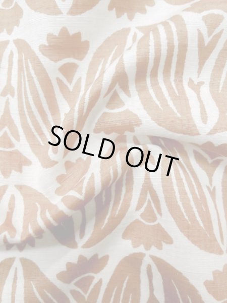 Photo9: Mint L1026D Used Japanese womenPale Light Gray HAORI short jacket / Silk. Abstract pattern   (Grade A) (9)