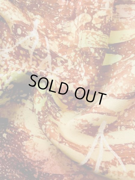 Photo13: L1026Y Used Japanese women Red HAORI short jacket / Silk. Tree,   (Grade A) (13)