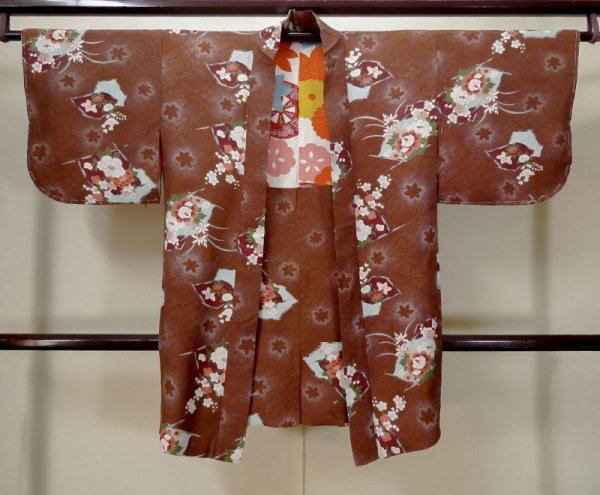 Photo1: L1026Z Used Japanese women Pale Brown HAORI short jacket / Silk. Flower,   (Grade D) (1)