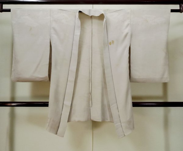 Photo1: L1027C Used Japanese womenPale Light Purple HAORI short jacket / Silk.    (Grade D) (1)