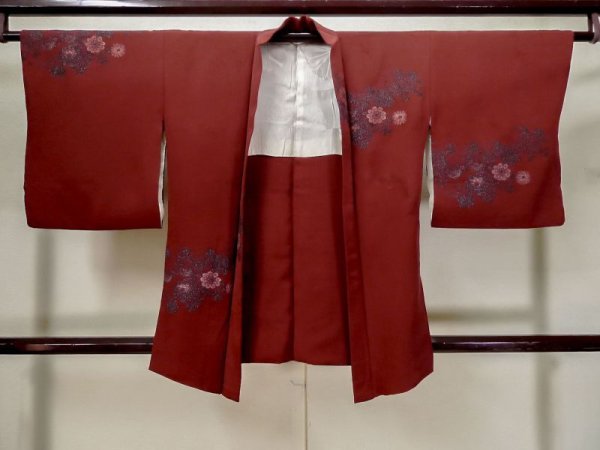Photo1: L1104A Used Japanese women  Dark Red HAORI short jacket / Silk. Flower,   (Grade C) (1)
