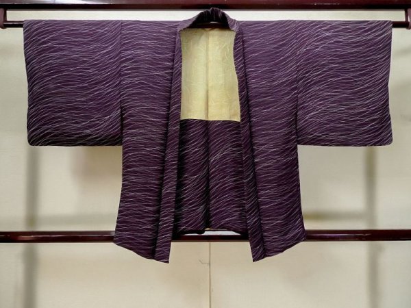 Photo1: L1104K Used Japanese women Dark Purple HAORI short jacket / Silk. Grass   (Grade B) (1)