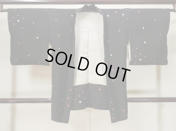 Photo1: L1104V Used Japanese women  Black HAORI short jacket / Synthetic. Circle   (Grade A) (1)