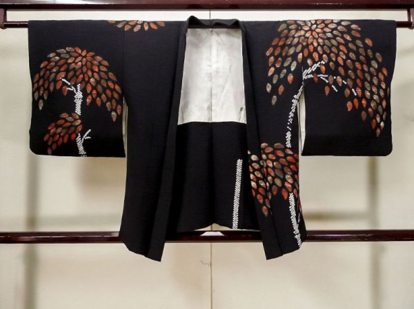 Photo1: Mint L1104W Used Japanese women  Black HAORI short jacket / Silk. Tree   (Grade A) (1)