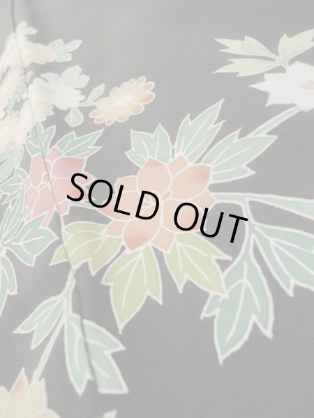 Photo8: Mint L1105D Used Japanese women  Black HAORI short jacket / Silk. Flower,   (Grade A) (8)