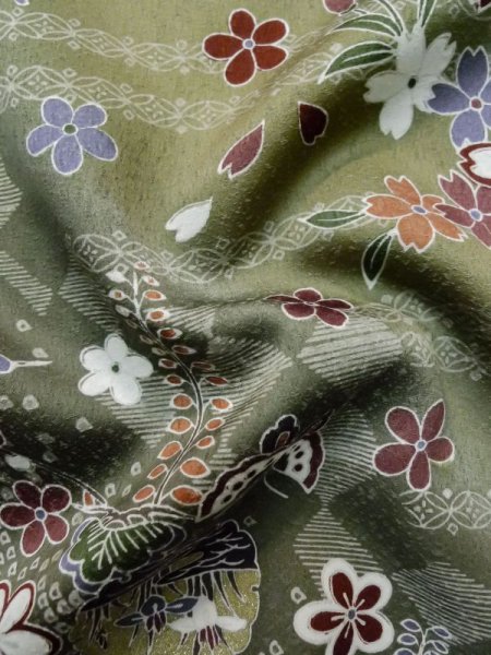 Photo11: Mint L1116A Used Japanese women Pale Brown KOMON dyed / Silk. SAKURA cherry blossom,   (Grade A) (11)