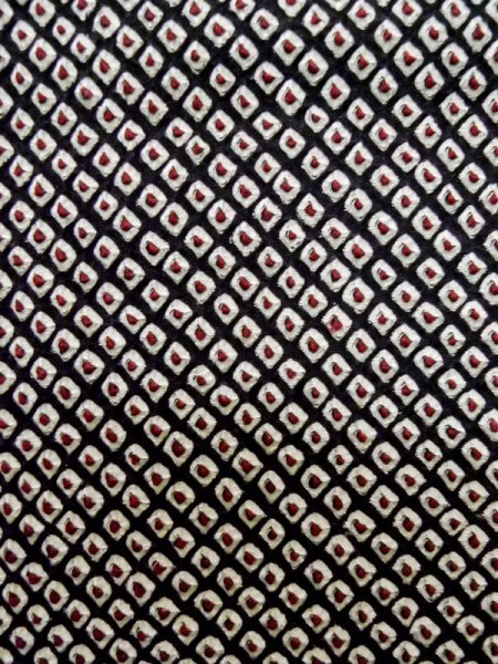 Photo6: Mint L1116U Used Japanese women  Black KOMON dyed / Silk. Dapple pattern   (Grade A) (6)