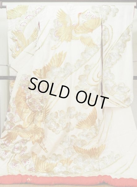 Photo2: L1124A Used Japanese women  Off White UCHIKAKE Wedding / Silk. Peony,   (Grade D) (2)