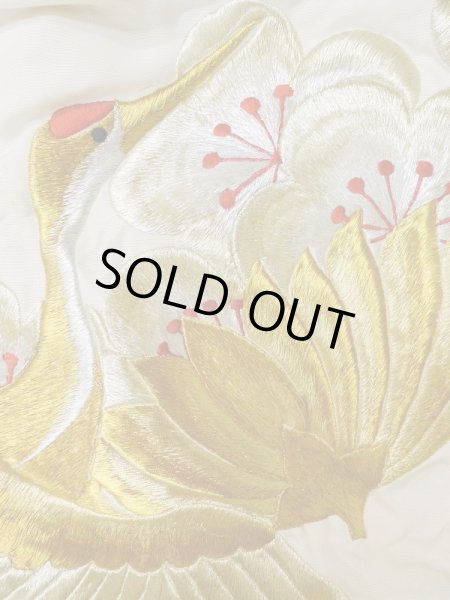 Photo9: L1124A Used Japanese women  Off White UCHIKAKE Wedding / Silk. Peony,   (Grade D) (9)